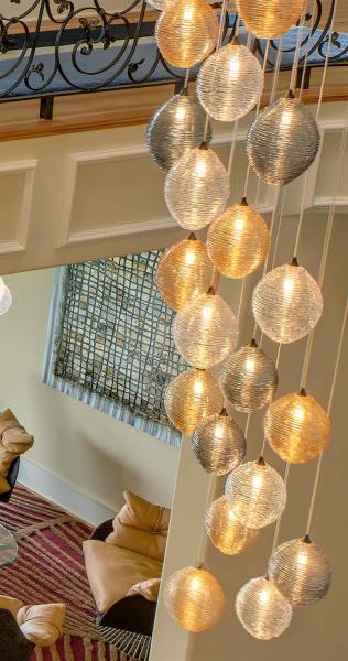 9446-Main-Room-Light-Detail